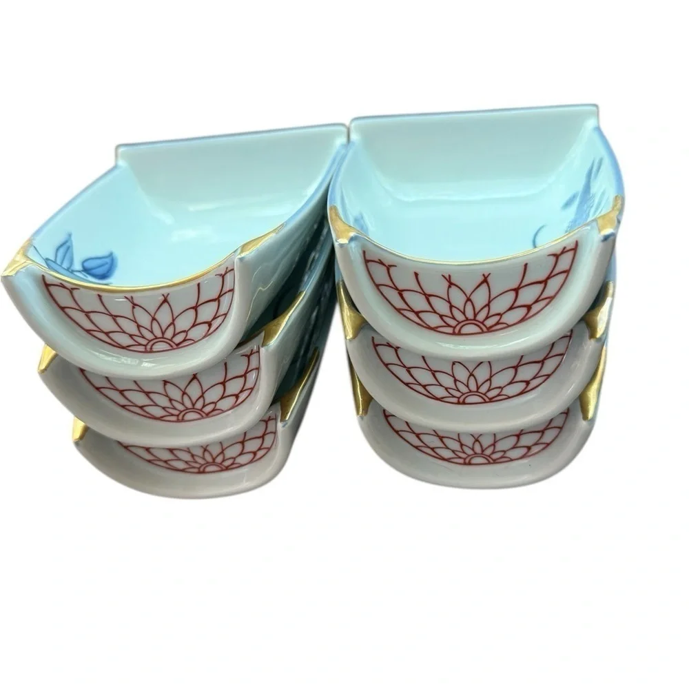 Japanese Porcelain Serving Boats with Prawns and Leaves Gold Decoration Art Deco
